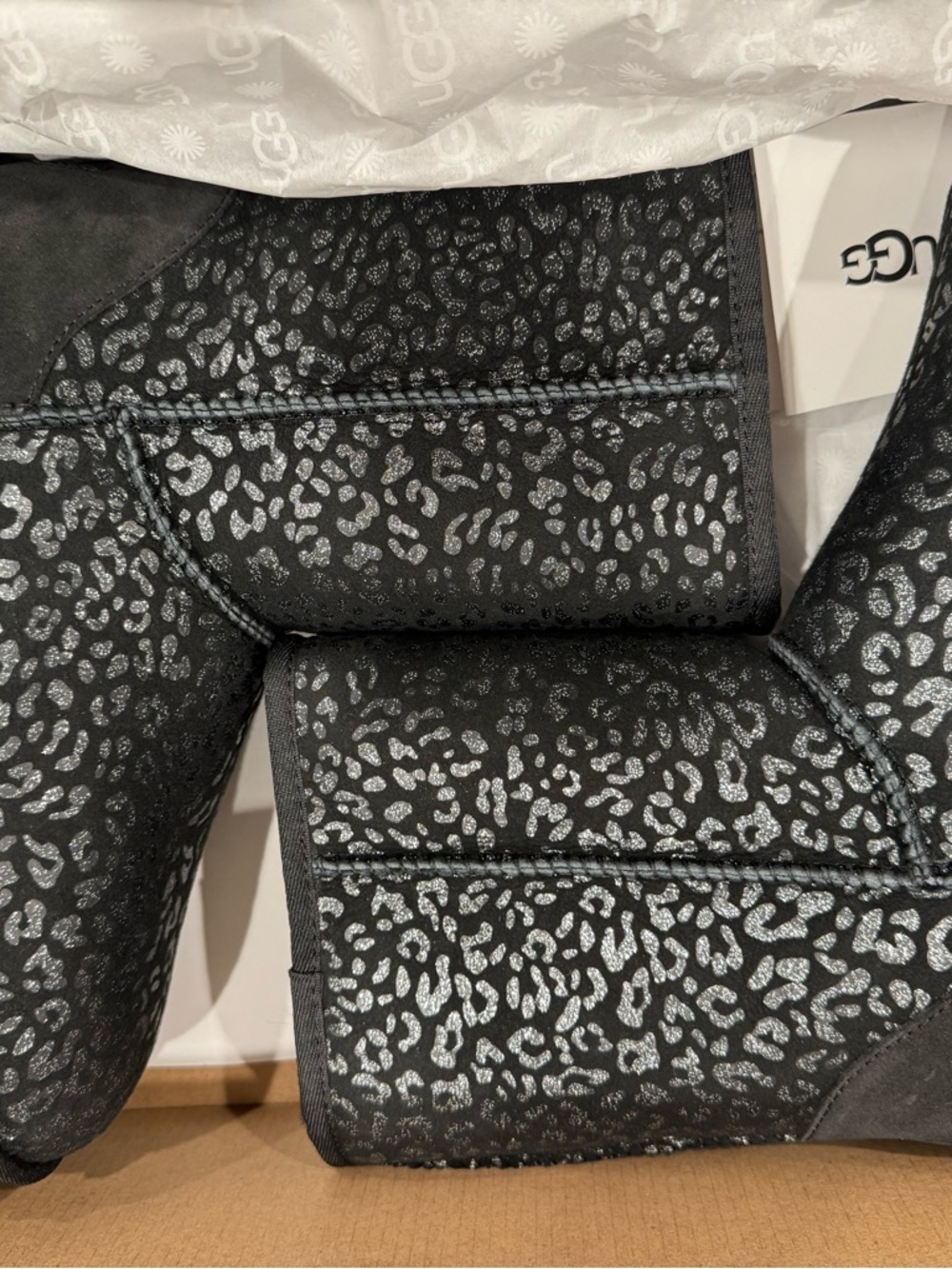 UGG Black Leopard-Texture Classic Short Boots